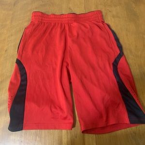 CSG basketball shorts Men’s Large